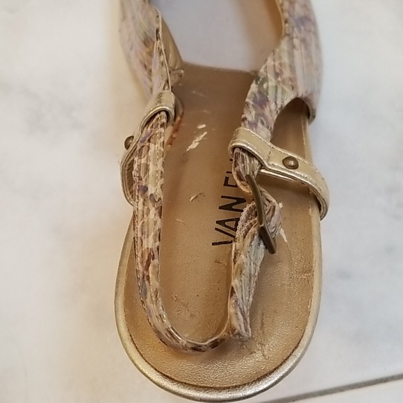 Woman's  Fashion Sandals - Picture 8 of 11